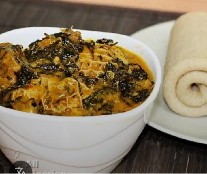 Pounded yam and Bitterleaf