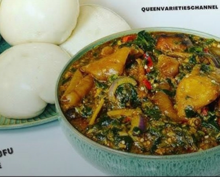 Pounded yam and draw soup
