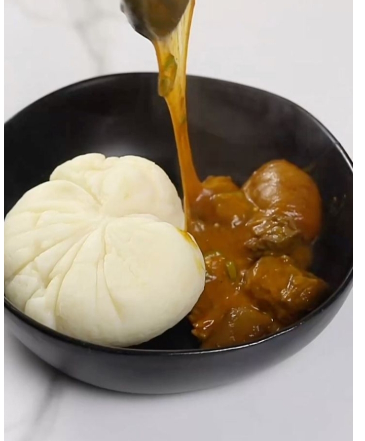 Pounded yam and draw soup