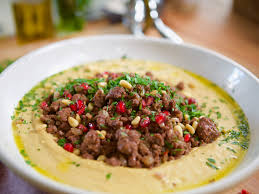 Hummus with meat