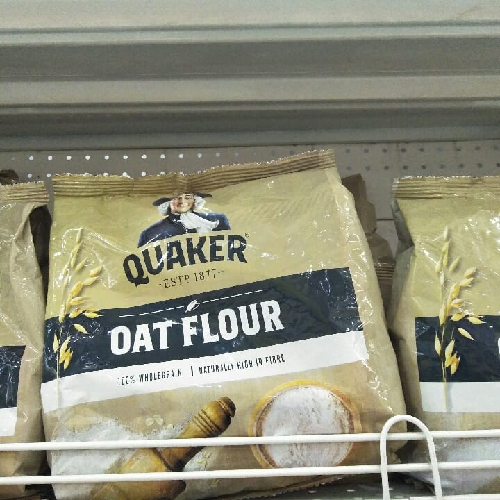 Quaker Oats Flourwhole grain. Naturally high in fiber