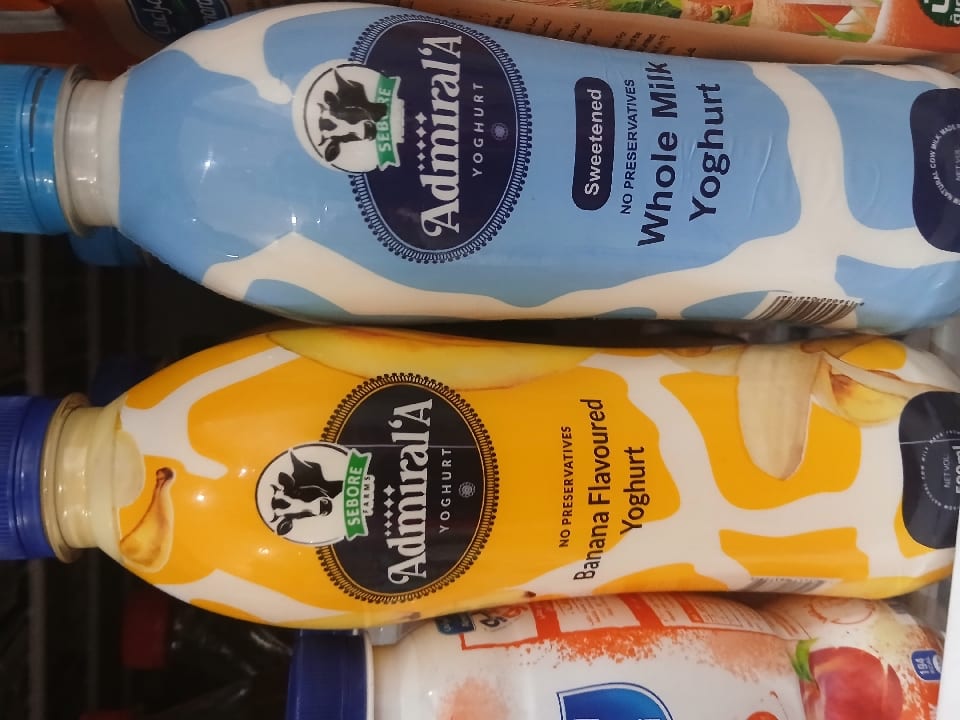 Admiral'A yoghurt( whole milk & banana flavor) 500ml