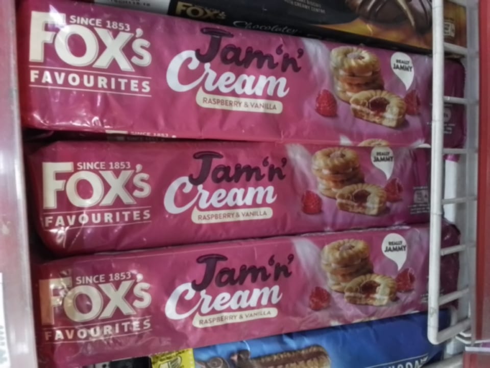 Fox's jam'n cream
