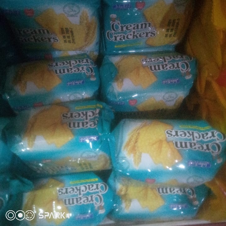 John Rich cream crackers