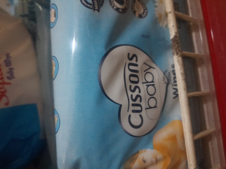 Cussons baby wipes