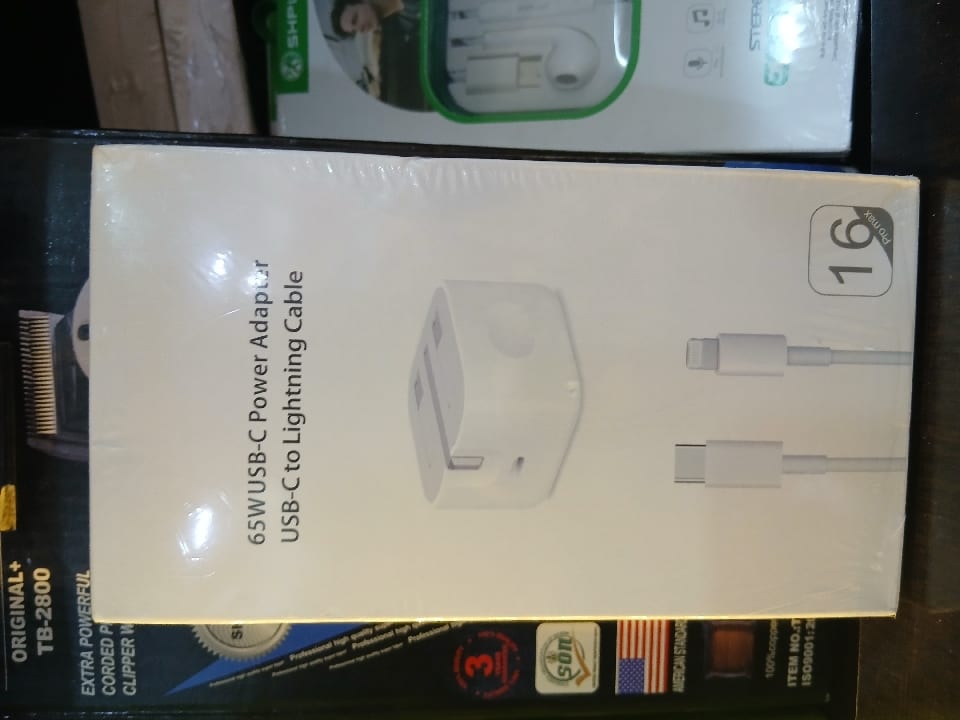 65WU-C Power Adapter type-c to type B