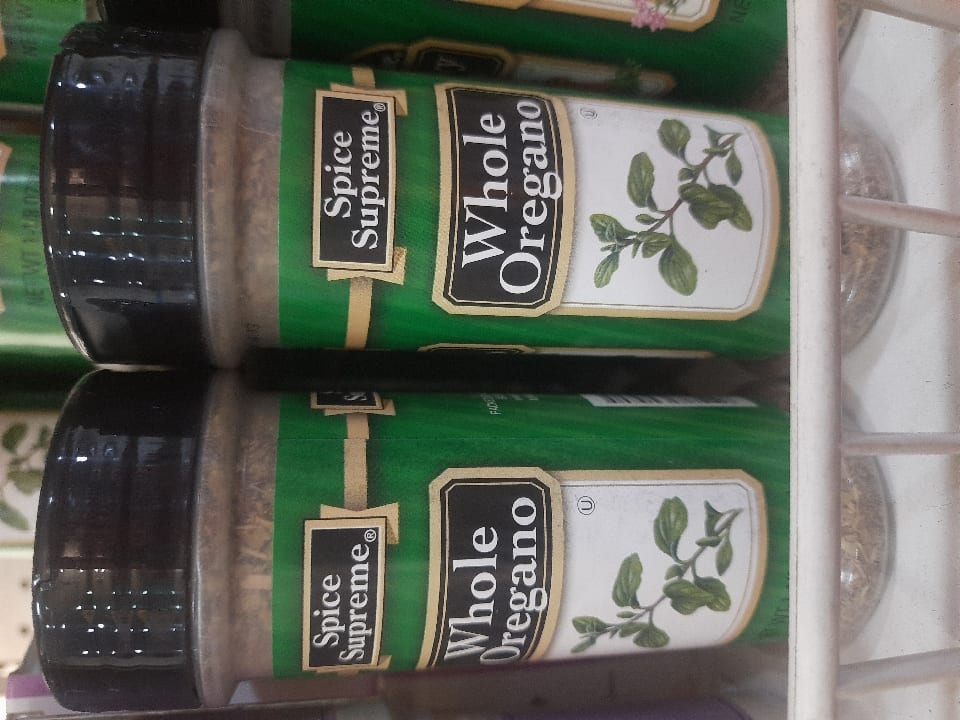 Space supreme whole oregano