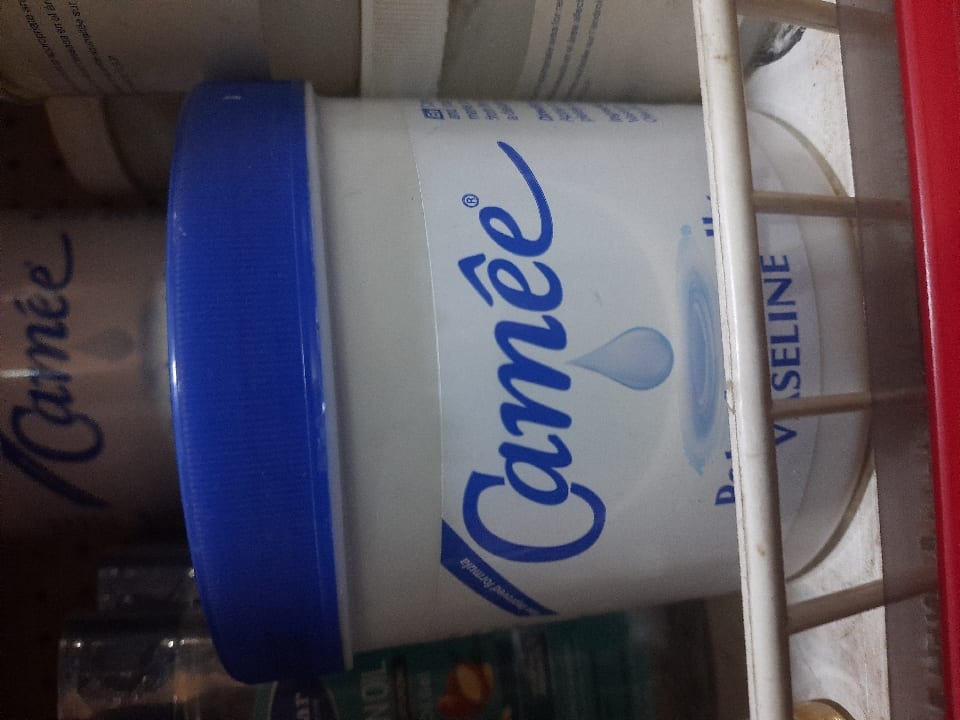 Camee Petroleum jelly 900g