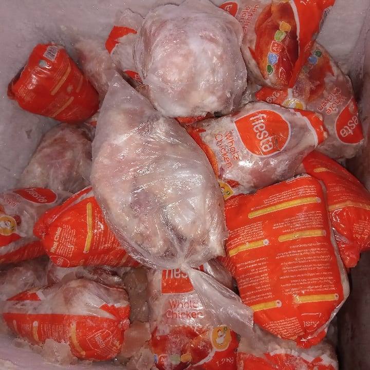 whole Chicken (with all part but with out head and leg)1kg